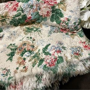 Vintage Floral Throw Blanket